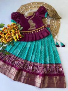 ชุด lehenga choli ผ้าโดลาผ้าไหมสำหรับเด็กทำงาน zari - Product Image 4