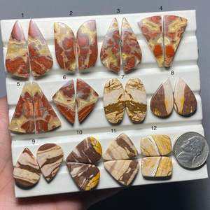 Zebra Jasper Par de piedras preciosas con patrones únicos en blanco y negro Ideal para pendientes Anillos y joyería de diseñador hecha a mano de primera calidad - Product Image 2