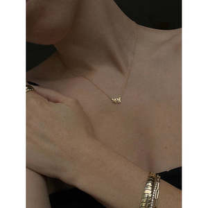 Collier avec plaque nominative Dear Kaia et pendentifs charmants - Product Image 2