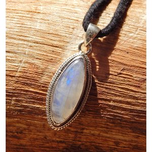 Colgante bohemio de Plata de Ley 925 hecho a mano, joyería de piedra lunar natural para mujeres y niñas, regalo de verano - Product Image 2