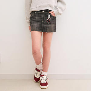 Custom Logo <b>Women</b> Blank Acid Wash Loose Fit <b>Baggy</b> Jorts Pants Oversized Denim <b>Jean</b> Jorts for <b>Women</b> skin fitted - Product Image 2