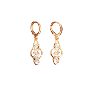 Juego de pendientes de precios bajos con pendientes elegantes de diseño de moda chapados en oro de 22 quilates por exportadores indios - Product Image 1