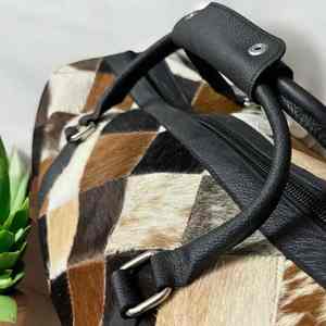 Vente en gros de sacs de sport en cuir de vachette style vintage pour hommes sacs de sport en cuir de vachette coupe-vent en matériau durable - Product Image 2