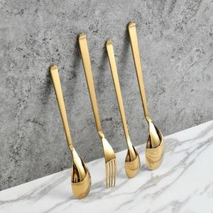 Service de couverts en laiton design artisanal pour une décoration luxueuse de la cuisine ou de la salle à manger - Product Image 3