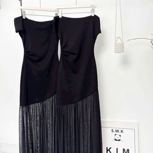 Robe longue moulante de haute qualité à épaules dénudées avec ourlet transparent - Product Image 1