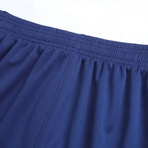 Uniforme de football de couleur dégradée imprimé de logo personnalisé ensemble de vêtements de sport actifs vêtements de football tendance - Product Image 5