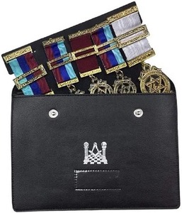 Étui de rangement pour bijoux de poche maçonniques en cuir avec doublure douce pour bijoux, épingles et badges de la loge maçonnique - Product Image 3