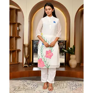 Ensemble Kurta en Georgette Pure pour Femmes Lily - Product Image 2