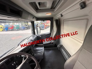Camión Scania G450 8x4 de segunda mano, año 2018, volquete, diésel Euro 3, volante a la izquierda, camión volquete de servicio pesado. - Product Image 6
