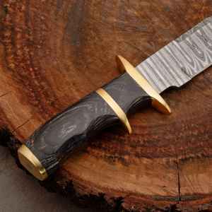 Couteau de chasse à lame fixe en acier Damas de haute qualité, fait main, vente en gros, survie en camping, avec manche en bois, personnalisé avec étui - Product Image 6