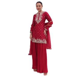 Conjunto Kurta Palazzo de seda bordado rojo, venta al por mayor de ropa étnica para mujer, proveedor de fábrica de ropa OEM, ropa de fiesta personalizada - Product Image 1