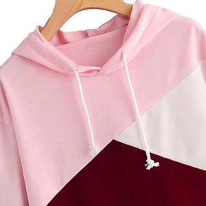 Haute qualité femmes à capuche haut court 2 pièces coton Polyester tricoté survêtement respirant Anti-rides hiver avec Logo avant - Product Image 3