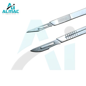 Ensemble d'instruments chirurgicaux de haute qualité pour usage en laboratoire Poignée de scalpel manuelle avec lames standard d'histologie de microscopie de haute classe - Product Image 2