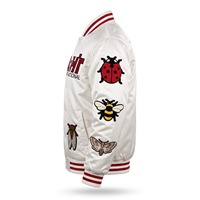 Blouson Bomber en Satin Personnalisé pour Homme Blanc avec Patch Chenille Caterpillar Rouge et Doublure Sublimée Logo Personnalisé OEM