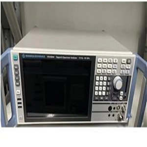 Analizador de Espectro Rohde & Schwarz FSV3044 de 44 GHz Usado para Análisis de Señales - Product Image 3