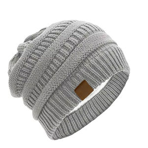 Gorro de Lana de Alta Calidad en Oferta para Hombre y Mujer, Cálido para Invierno, Uso en Exteriores, con Impresión Digital y Puff - Product Image 4