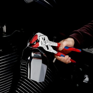 Pince de pêche chromée KNIPEX de 250 mm de longueur avec une largeur de serrage de 52 mm et des poignées multi-composants - Product Image 4
