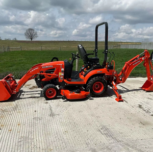 รถแทรกเตอร์ Kubota BX25D 25 แรงม้า พร้อมเครื่องตัดหญ้า Kubota และอุปกรณ์ตักดินด้านหน้าและหลัง ราคาถูก - Product Image 6