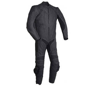 Acelere y proteja-se con este traje de motocross de cuero de dos piezas. Eleve su experiencia de conducción con un traje de cuero. - Product Image 2