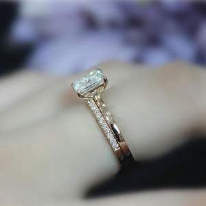 Conjunto de Anillos de Compromiso con Corte Radiante Brillante, Conjunto de Anillos Sólidos, Colección de Anillos de Boda - Product Image 3