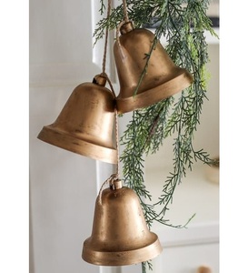 Guirnalda de Campanas Largas de Latón Hechas a Mano con Cuerda de Yute para Decoración del Hogar y Decoración Festiva Encantadora - Product Image 4