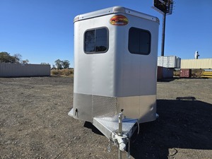 Remolque Usado Sundowner Charter para 2 Caballos, Carga Recta, Tipo Bumper Pull |   Remolque para Ganado Ovino y Bovino |   Remolque para Ganado Usado - Product Image 3