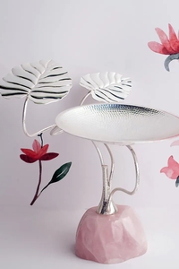 Beautiful Rose <b>Quartz</b> & Silver Decorative Platter Stand - Product Image 3