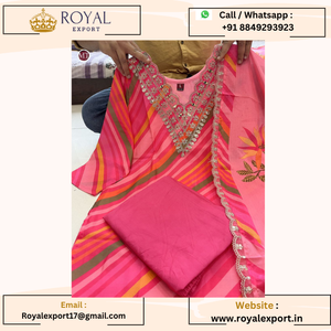 Con un hermoso conjunto de traje pesado decorado con intrincado bordado a mano con pantalones a juego y bordado Dupatta - Product Image 5