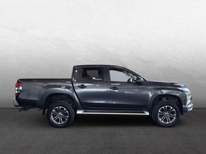 USATO 2021 L200 Nero Top DK Power-(150cv) 4 Cilindri 4X4 2 Assi Alimentazione Diesel AWD Trasmissione Automatica Guida a Sinistra - Product Image 5