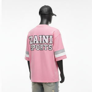 เสื้อยืดทรงบ็อกซี่ ผ้าคอตตอนเจอร์ซีย์พรีเมียม 220 GSM สีชมพู ดีไซน์แผงแขนพิมพ์ลายสกรีน โลโก้สั่งทำ เสื้อผู้ชาย - Product Image 5