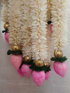 Jasmine & Lotus Guirlande Toran pour Sud Indien Mariage Festif Pooja Décoration Traditionnelle Floral Mur Porte Suspendue Toile de Fond - Product Image 5