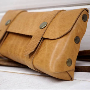 Portable Waterproof Genuine Leather Vintage for <b>Bag</b> with Zipper Closure Custom Logo Standard Size for <b>Men</b> Women-LYG-0096 - Product Image 1