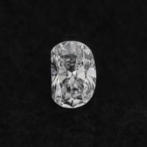 Colgante de letra D de diamante redondo cultivado en laboratorio de 0,30 a 0,49 quilates VS claridad Color blanco SI corte - Product Image 1