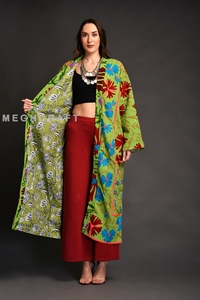 Venta al por mayor de Chaqueta Larga Bordada Suzani Kimono Mujer-Tallas Grandes Suzani Chaqueta Larga Bordada Floral - Product Image 2