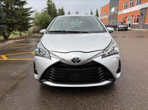 2018 para Toyota Yaris Hatchback Bajo Consumo de Combustible Caja de Cambios Manual/Automática Interior de Cuero Oscuro Eléctrico/Gasolina 4L - Product Image 2
