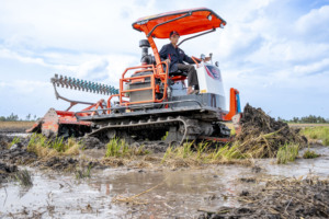 Hogico รถแทรคเตอร์80VN อเนกประสงค์เทอร์โบ3 in 1 80HP เครื่องจักรกลการเกษตร - Product Image 2