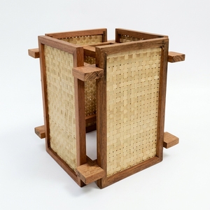 Lampe suspendue carrée de style oriental avec bois et bambou, éclairage écologique pour la décoration intérieure moderne - Product Image 1