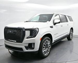 GMC Yukon XL Denali Ultimate 2024 Usado en Excelentes Condiciones - Listo para Enviar - Product Image 1