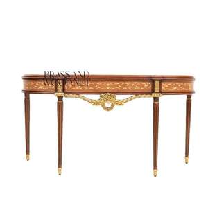 Mesa Consola Clásica de Lujo con Incrustaciones de Madera Hechas a Mano, Tapa de Mármol, Detalles Dorados, Estilo Francés, Mueble Elegante - Product Image 2