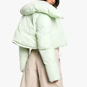 Chaqueta de Invierno Reversible con Capucha, Impermeable, de Nailon Tejido, para Mujer, con Diseño Acolchado Brillante - Product Image 4