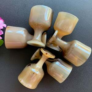 Haute qualité personnalisé fabriqué à la main sculpté en verre de corne naturelle classique pour la maison Restaurant inspiré Inde en gros pour le vin - Product Image 2