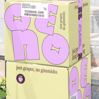 Premium Custom Tuck Box Logotipo en relieve Diseño moderno de gama alta Embalaje de papel para productos de belleza para el cuidado de la piel Crema facial Cosméticos
