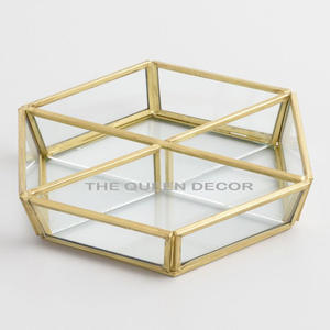 Boîte à cadeaux et bijoux avec cadre en métal pour plusieurs rangements Boîte en verre faite à la main Prix de gros Boîte cadeau miniature à usage unique - Product Image 3