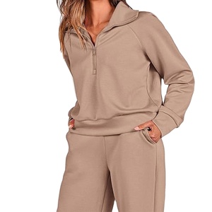 Ensemble de vêtements de sport fitness à motif solide pour femmes chaud à manches longues décontracté haut court et pantalon de survêtement pour l'hiver 2026 - Product Image 4