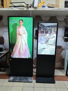 Techon Led t loại 43 "kỹ thuật số Standee hiển thị kỹ thuật số đơn vị cho truyền thông nội bộ thương hiệu kể chuyện - Product Image 4