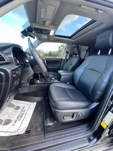 Toyota 4Runner SR5 4x4 2023 Usada en Buenas Condiciones, Certificada y Limpia - Product Image 4