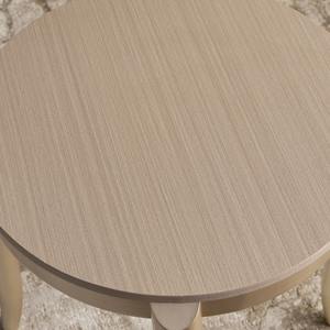 Table d'appoint moderne en verre de forme carrée avec base en métal, parfaite pour le salon, le café, le bureau et les espaces élégants de l'Inde - Product Image 2