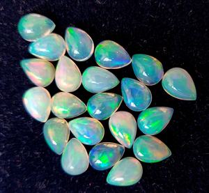 Pera de ópalo etíope natural Cabujón de 4x6mm Parte posterior plana-Excelente calidad Multifire Opal Pear Cabochon Gemstone - Product Image 3