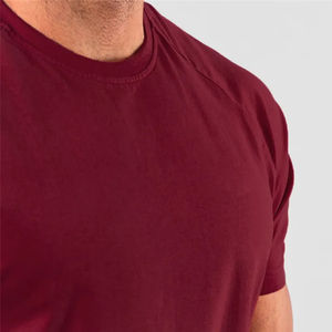 Venta al por mayor de camisetas de verano de algodón y poliéster de punto manga corta personalizadas de color sólido cuello redondo para hombre - Product Image 5