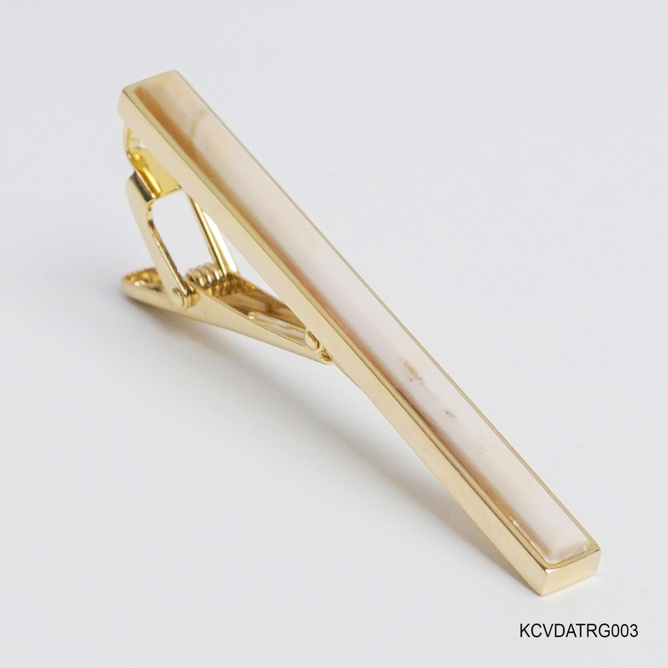 KCVDATRG003 - Faceted White Agate